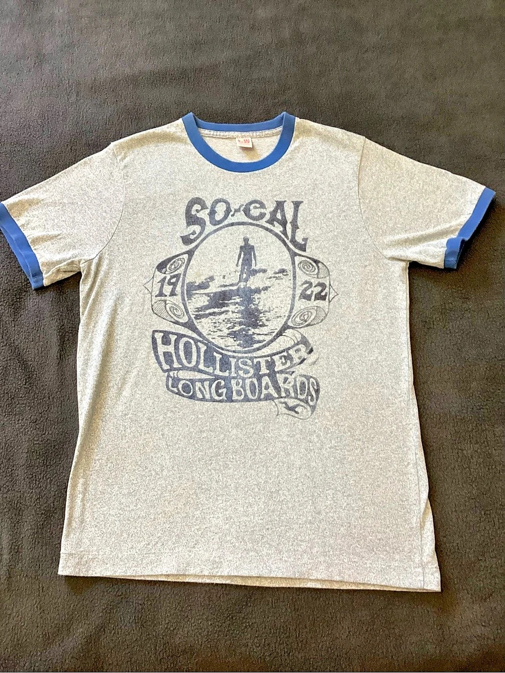 Hollister So Cal Long Boards Graphic Ringer T-Shirt Blue size Medium SKU 23